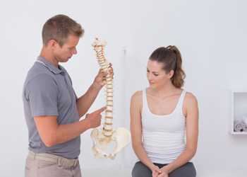 Consultation With Brisbane Chiropractor Lower Back Pain
